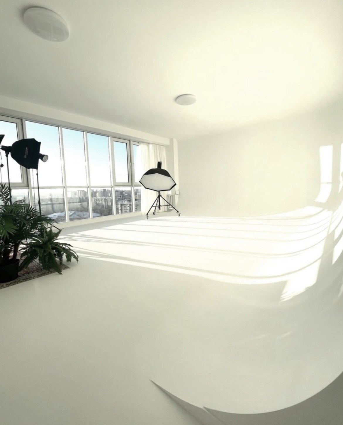 Фотостудия "White House" зал "Циклорама"