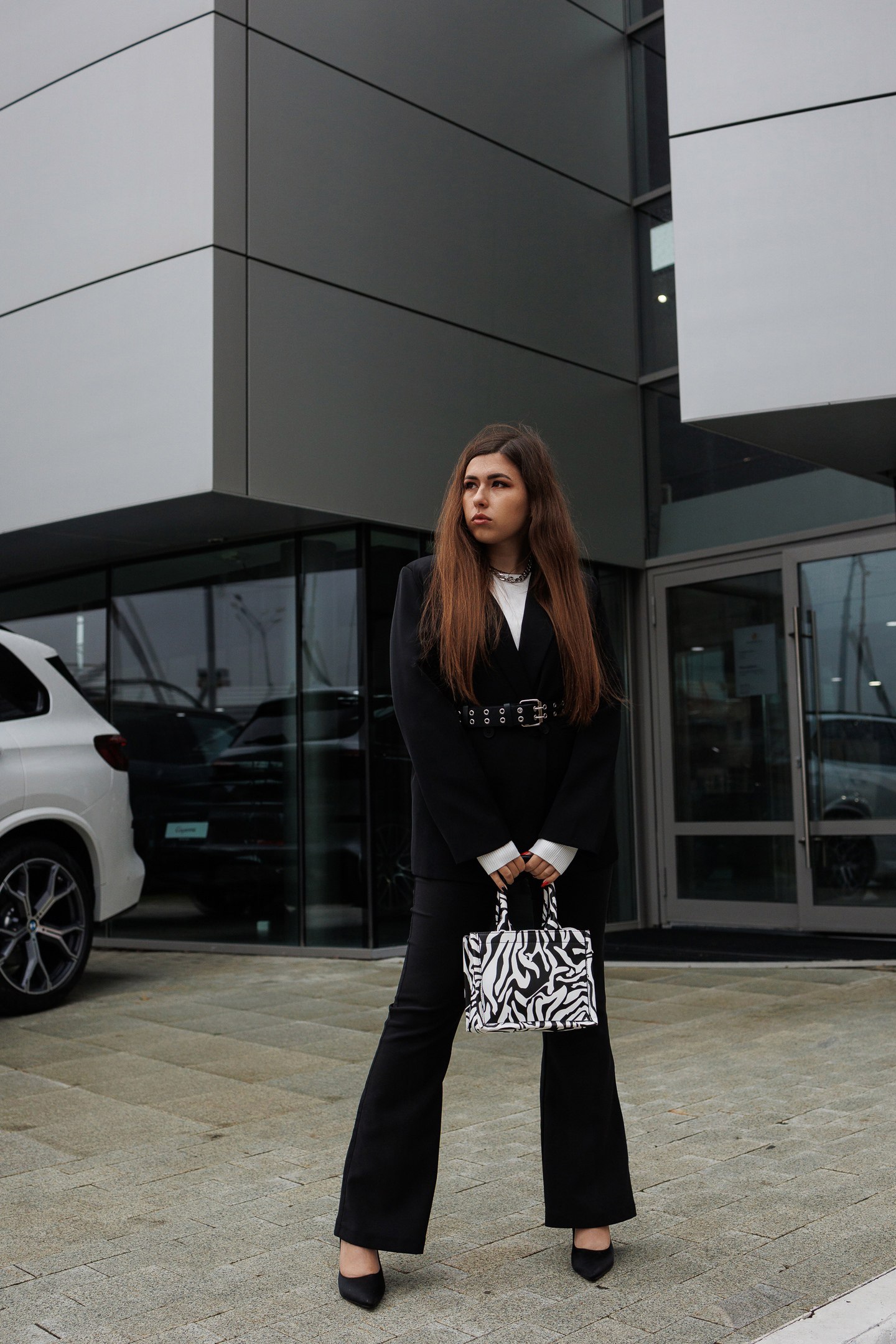 Автосалон Порше