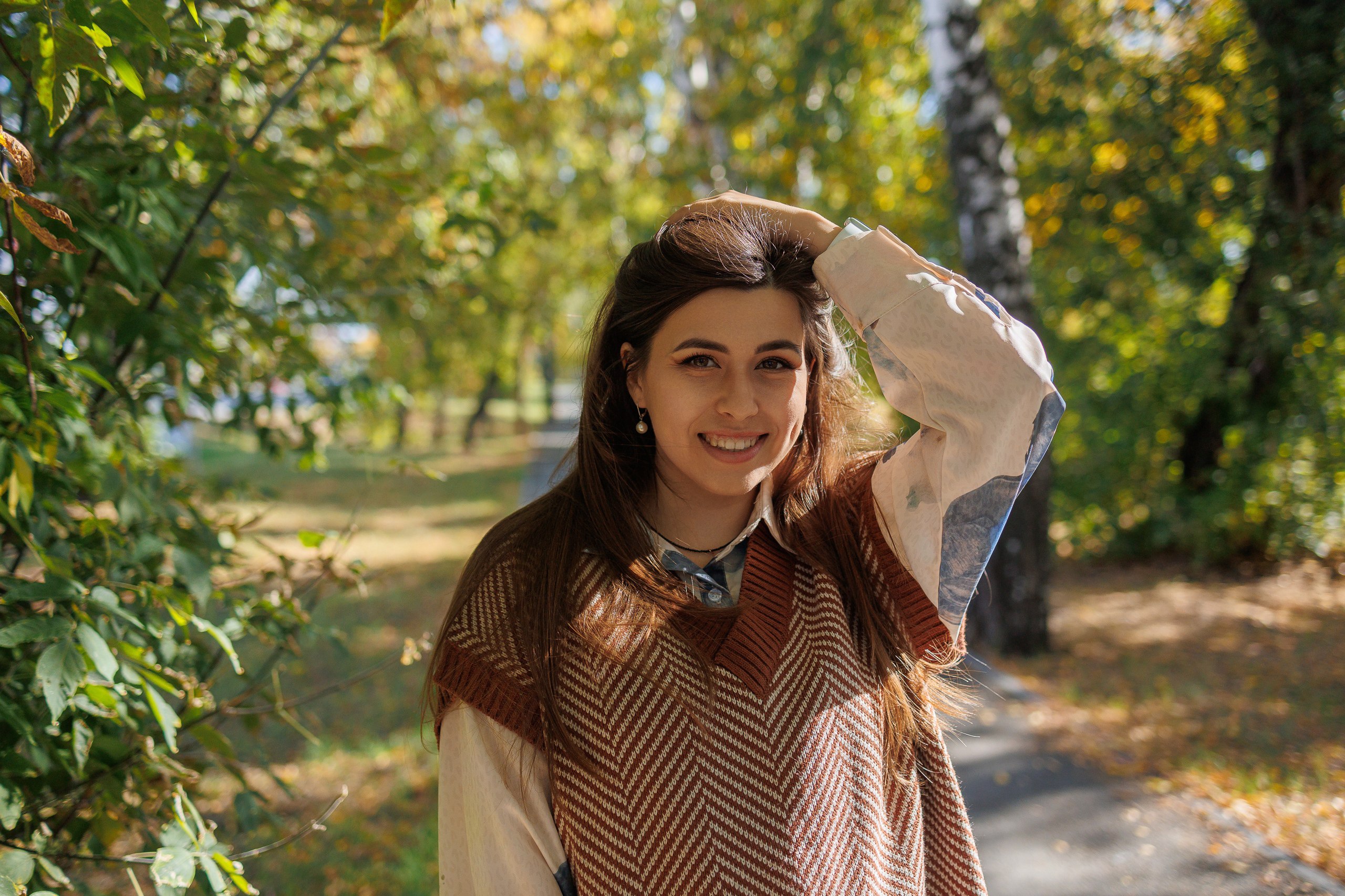 Аллея напротив ТЦ Премьер