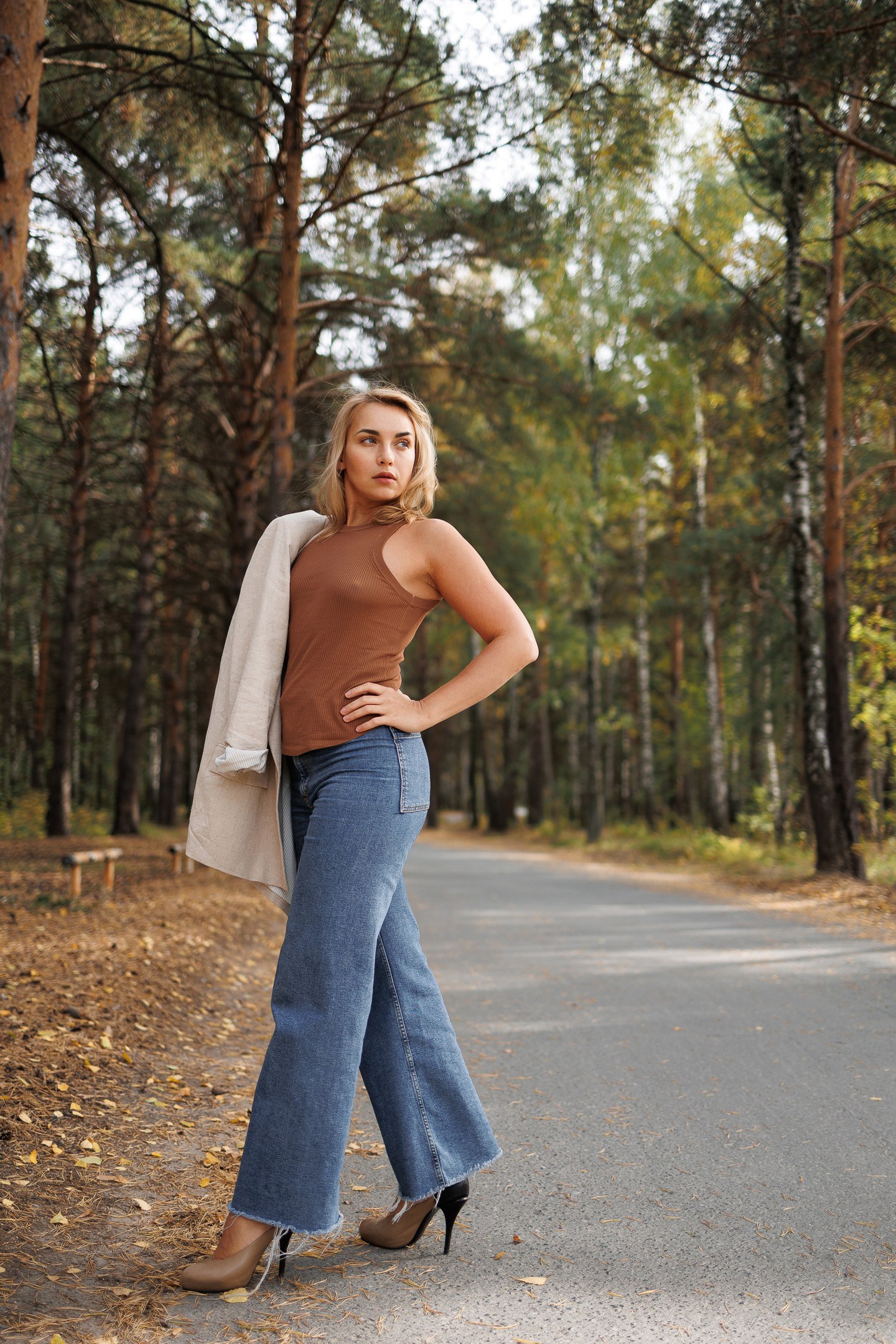 Дорога на лесной пруд