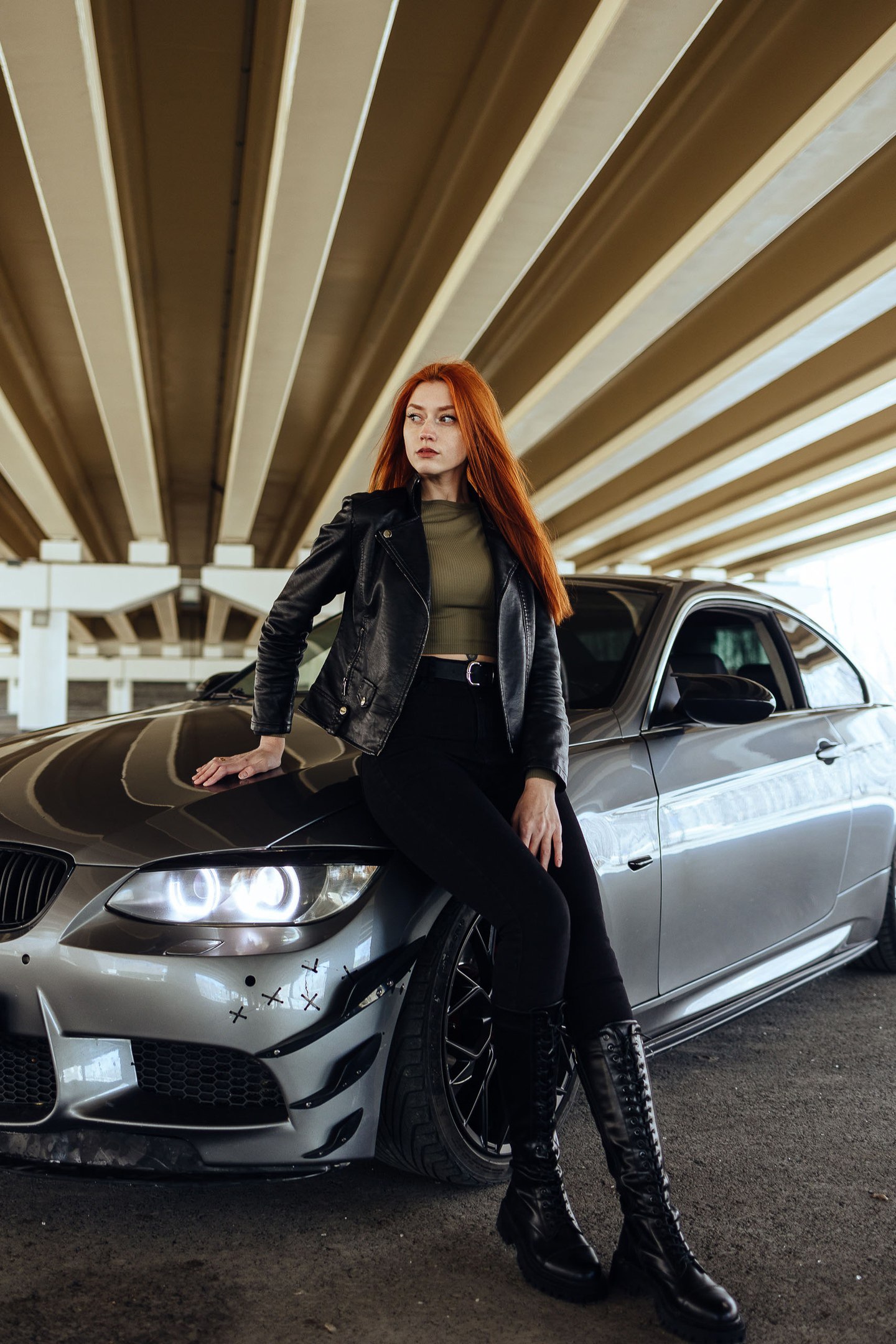 Под мостом ул. Мельникайте и Дружбы